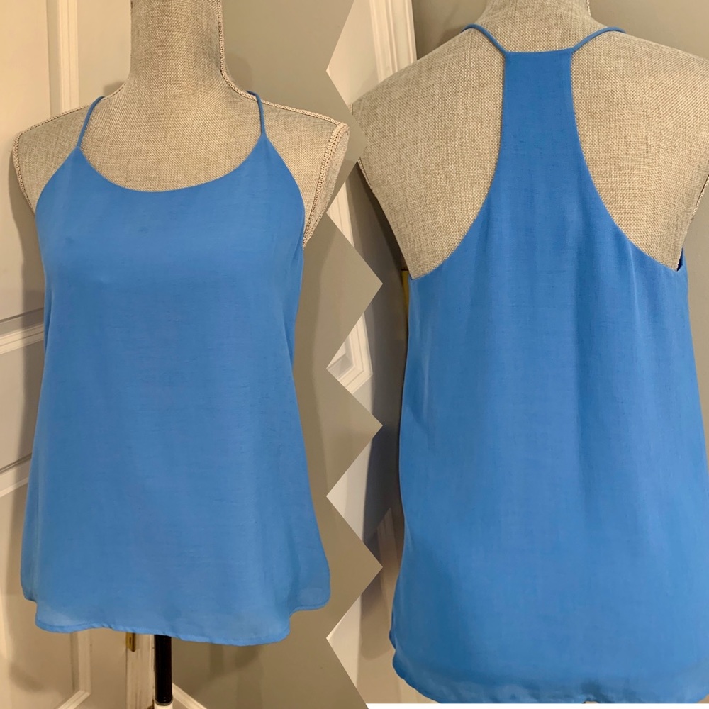 Beautiful Caren Forbes blue racerback blouse Sz M